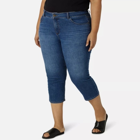 Lee Women's Plus Size Midrise Regular Fit Capri Jeans Pant 20W - Picture 5 of 14
